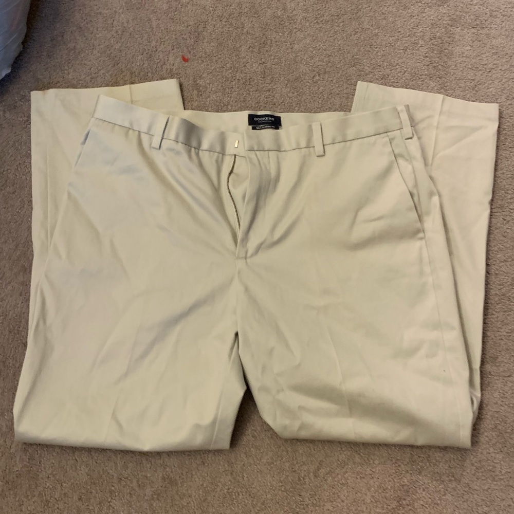 Men’s Dockers pants W40 L32